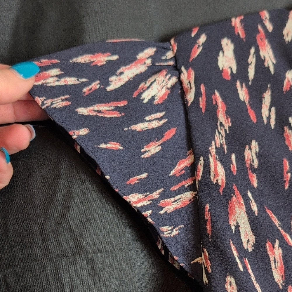 Collective Concepts‎ Blue and Pink Sleeveless Jumper. EUC. XL. - Picture 5 of 8